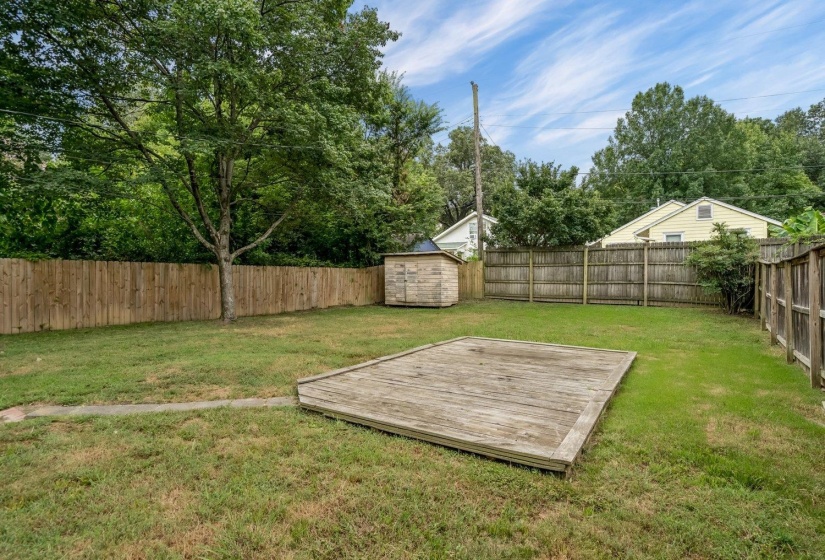 2095 WASHINGTON AVE, Memphis, Tennessee 38104, 2 Bedroom Bedrooms, 5 Room Rooms,1 BathroomBathrooms,Rental Properties,For Sale,WASHINGTON,0,10229401