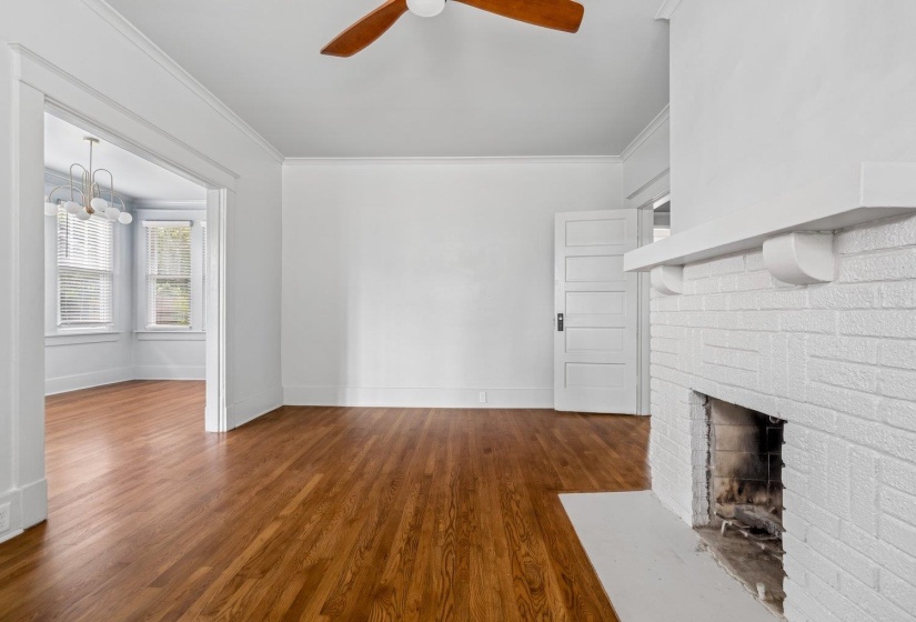 2095 WASHINGTON AVE, Memphis, Tennessee 38104, 2 Bedroom Bedrooms, 5 Room Rooms,1 BathroomBathrooms,Rental Properties,For Sale,WASHINGTON,0,10229401