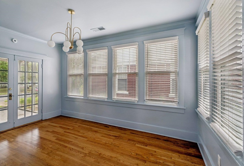 2095 WASHINGTON AVE, Memphis, Tennessee 38104, 2 Bedroom Bedrooms, 5 Room Rooms,1 BathroomBathrooms,Rental Properties,For Sale,WASHINGTON,0,10229401