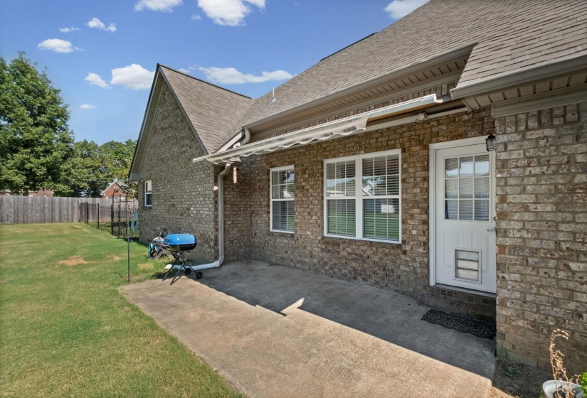 713 ELIZABETH DR, Atoka, Tennessee 38004, 5 Bedroom Bedrooms, 9 Room Rooms,3 BathroomBathrooms,Residential,For Sale,ELIZABETH,0,10229392