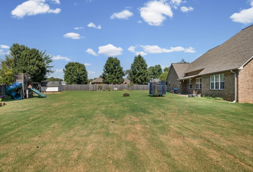 713 ELIZABETH DR, Atoka, Tennessee 38004, 5 Bedroom Bedrooms, 9 Room Rooms,3 BathroomBathrooms,Residential,For Sale,ELIZABETH,0,10229392