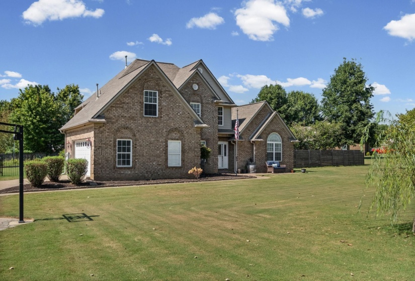 713 ELIZABETH DR, Atoka, Tennessee 38004, 5 Bedroom Bedrooms, 9 Room Rooms,3 BathroomBathrooms,Residential,For Sale,ELIZABETH,0,10229392