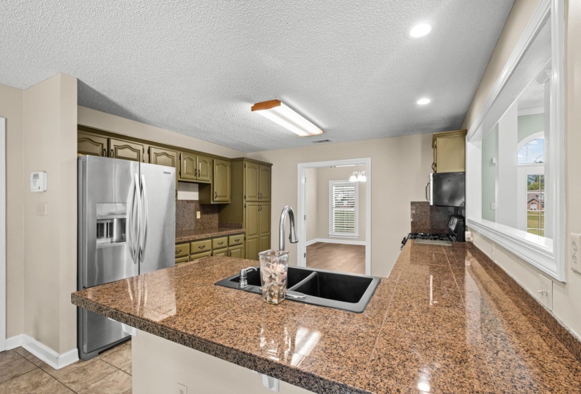 371 BRIERHEDGE RD, Covington, Tennessee 38019, 3 Bedroom Bedrooms, 8 Room Rooms,2.1 BathroomBathrooms,Residential,For Sale,BRIERHEDGE,0,10229393