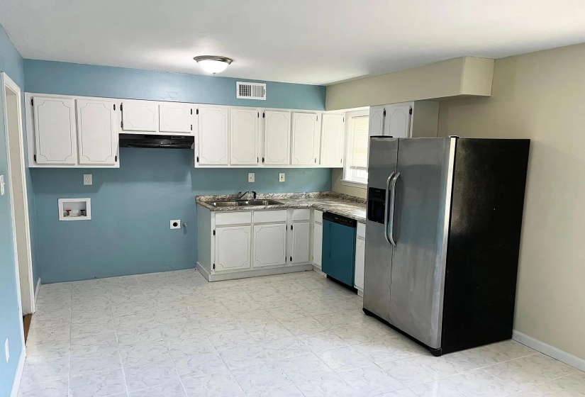 5255 BROKEN OAK DR, Unincorporated, Tennessee 38127, 3 Bedroom Bedrooms, 5 Room Rooms,1 BathroomBathrooms,Residential,For Sale,BROKEN OAK,0,10229394