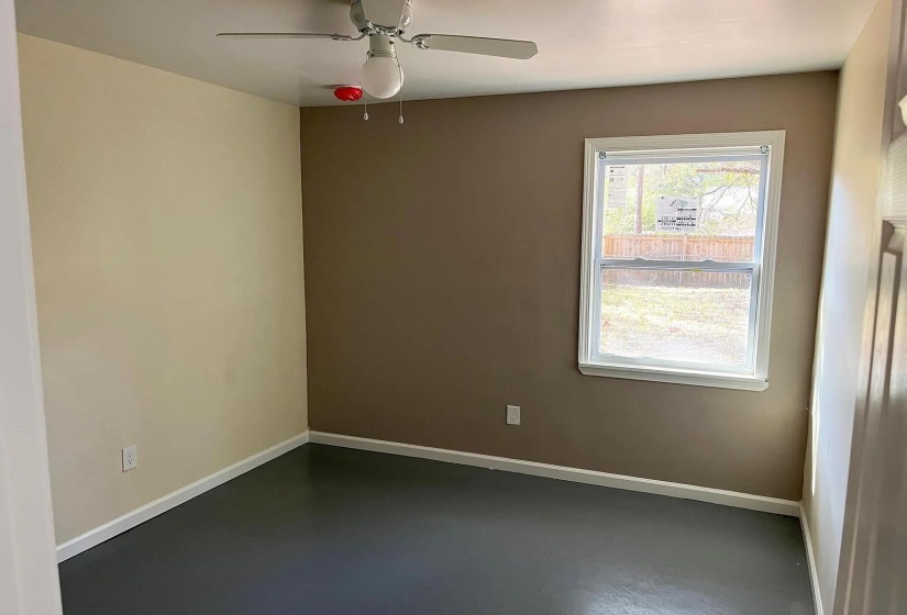 5255 BROKEN OAK DR, Unincorporated, Tennessee 38127, 3 Bedroom Bedrooms, 5 Room Rooms,1 BathroomBathrooms,Residential,For Sale,BROKEN OAK,0,10229394