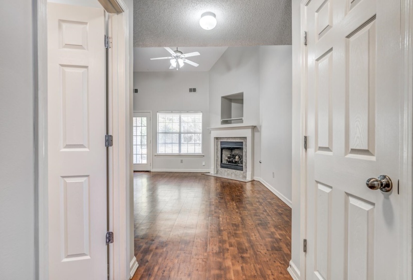 40 HANNAH CV, Oakland, Tennessee 38068, 3 Bedroom Bedrooms, 6 Room Rooms,2.1 BathroomBathrooms,Residential,For Sale,HANNAH,0,10229396