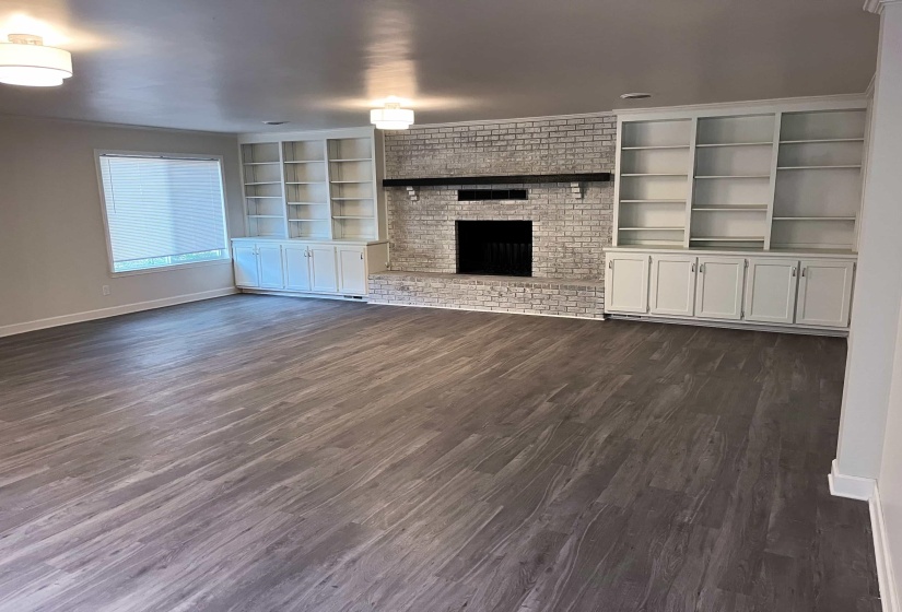 709 BELMONT DR, West Memphis, Arkansas 72301, 4 Bedroom Bedrooms, 8 Room Rooms,2 BathroomBathrooms,Residential,For Sale,BELMONT,0,10229397
