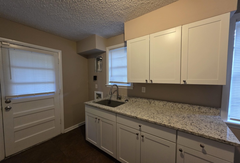 2282 ARLENE AVE, Memphis, Tennessee 38127, 3 Bedroom Bedrooms, 6 Room Rooms,1 BathroomBathrooms,Residential,For Sale,ARLENE,0,10229398