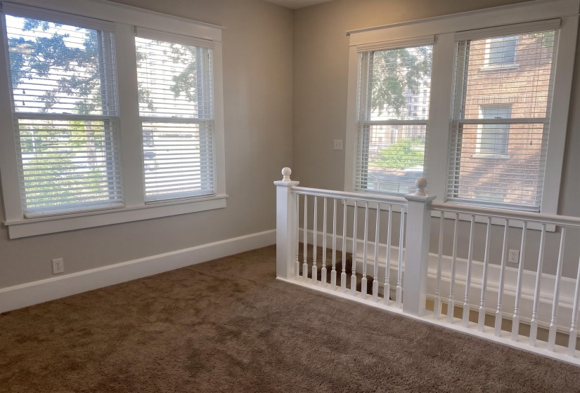 449 GARLAND ST, Memphis, Tennessee 38104, 4 Bedroom Bedrooms, 10 Room Rooms,2 BathroomBathrooms,Residential,For Sale,GARLAND,0,10229400