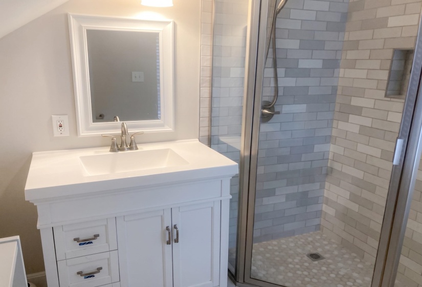 449 GARLAND ST, Memphis, Tennessee 38104, 4 Bedroom Bedrooms, 10 Room Rooms,2 BathroomBathrooms,Residential,For Sale,GARLAND,0,10229400