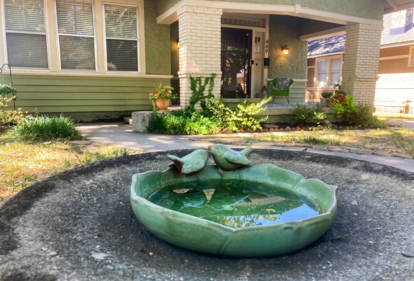 449 GARLAND ST, Memphis, Tennessee 38104, 4 Bedroom Bedrooms, 10 Room Rooms,2 BathroomBathrooms,Residential,For Sale,GARLAND,0,10229400