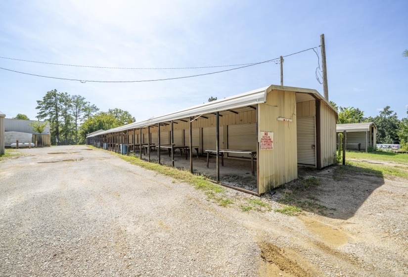 3465 HIGHWAY 64 HWY, Crump, Tennessee 38327, 0 , 0 ,0,Commercial/industrial,For Sale,HIGHWAY 64,0,10229403