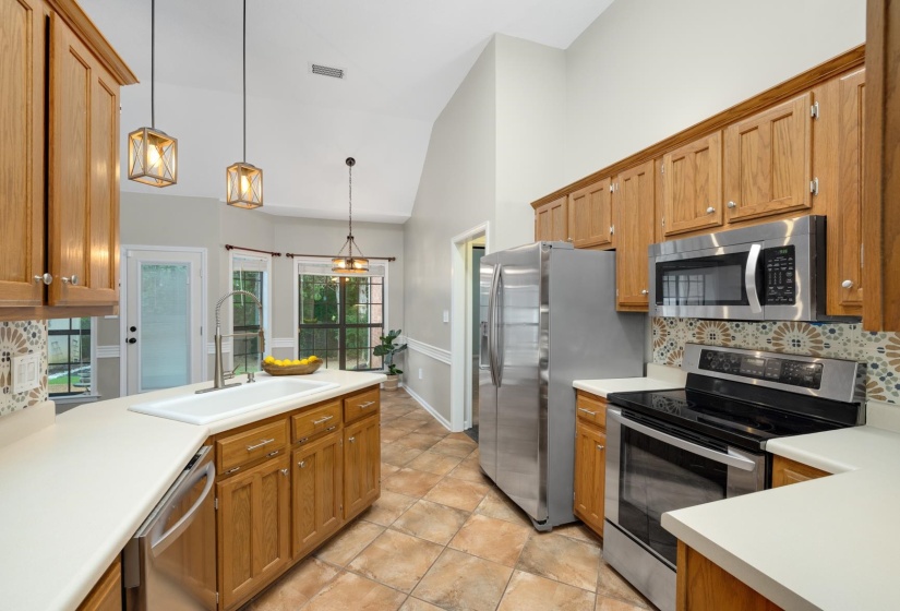 4905 SPRINGTREE DR, Bartlett, Tennessee 38002, 3 Bedroom Bedrooms, 7 Room Rooms,2 BathroomBathrooms,Rental Properties,For Sale,SPRINGTREE,0,10229414