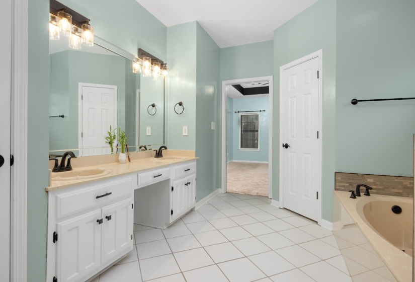 4905 SPRINGTREE DR, Bartlett, Tennessee 38002, 3 Bedroom Bedrooms, 7 Room Rooms,2 BathroomBathrooms,Rental Properties,For Sale,SPRINGTREE,0,10229414