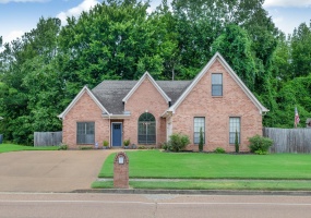 4905 SPRINGTREE DR, Bartlett, Tennessee 38002, 3 Bedroom Bedrooms, 7 Room Rooms,2 BathroomBathrooms,Rental Properties,For Sale,SPRINGTREE,0,10229414
