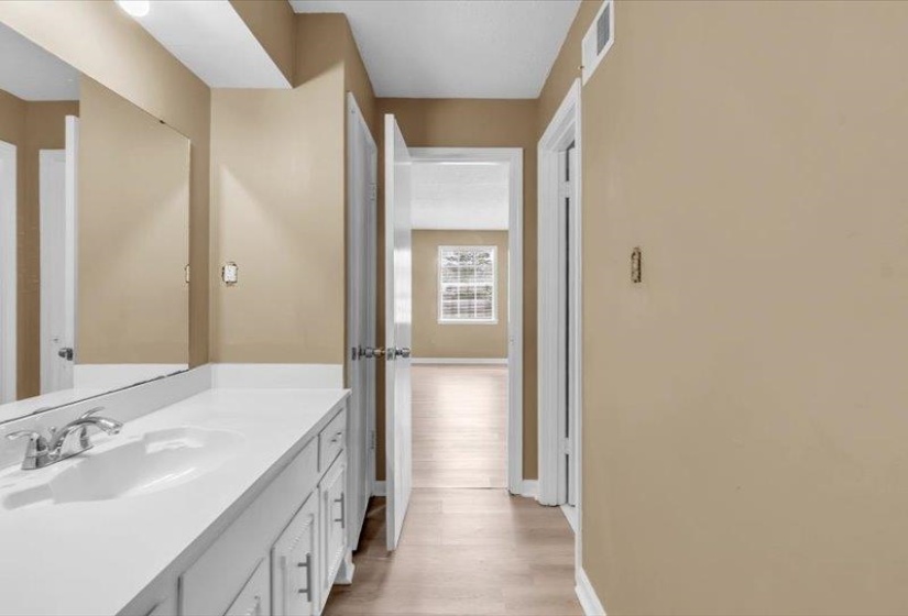 4789 TOWNHOUSE WAY, Memphis, Tennessee 38118, 3 Bedroom Bedrooms, 5 Room Rooms,2 BathroomBathrooms,Residential,For Sale,TOWNHOUSE,0,10229407