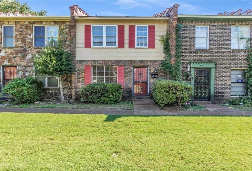 4789 TOWNHOUSE WAY, Memphis, Tennessee 38118, 3 Bedroom Bedrooms, 5 Room Rooms,2 BathroomBathrooms,Residential,For Sale,TOWNHOUSE,0,10229407