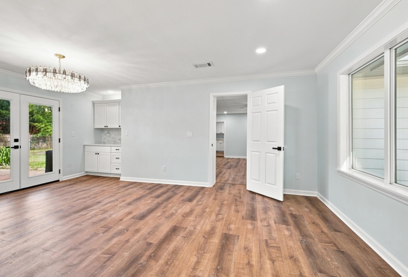 232 PERKINS RD, Memphis, Tennessee 38117, 3 Bedroom Bedrooms, 7 Room Rooms,2 BathroomBathrooms,Residential,For Sale,PERKINS,0,10229409