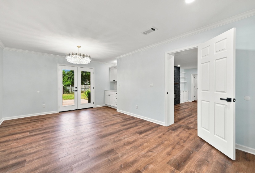 232 PERKINS RD, Memphis, Tennessee 38117, 3 Bedroom Bedrooms, 7 Room Rooms,2 BathroomBathrooms,Residential,For Sale,PERKINS,0,10229409