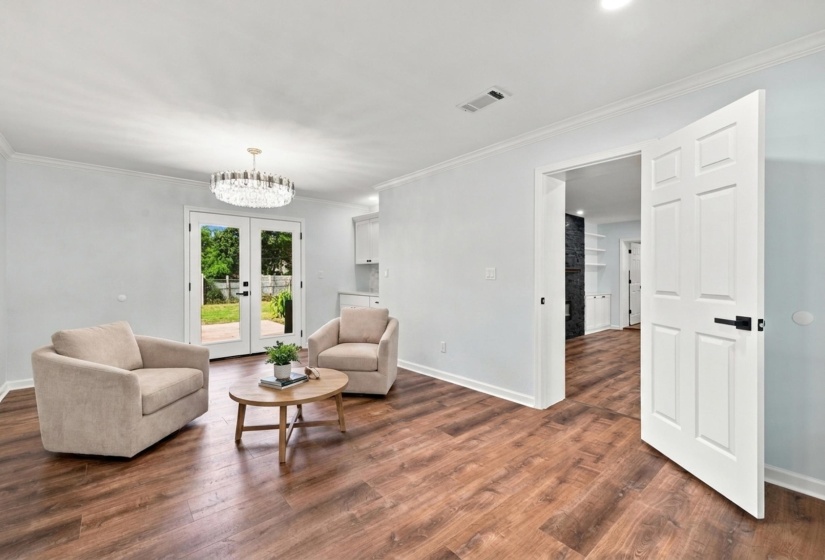 232 PERKINS RD, Memphis, Tennessee 38117, 3 Bedroom Bedrooms, 7 Room Rooms,2 BathroomBathrooms,Residential,For Sale,PERKINS,0,10229409