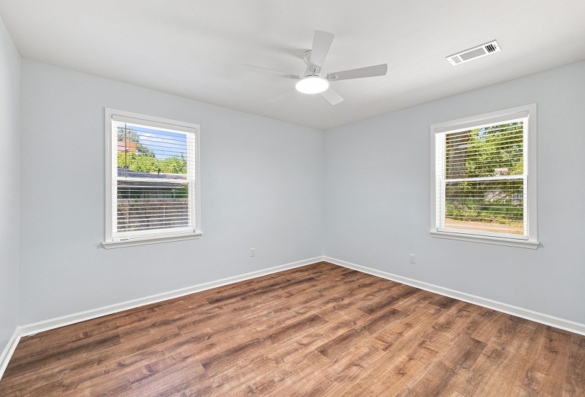 232 PERKINS RD, Memphis, Tennessee 38117, 3 Bedroom Bedrooms, 7 Room Rooms,2 BathroomBathrooms,Residential,For Sale,PERKINS,0,10229409