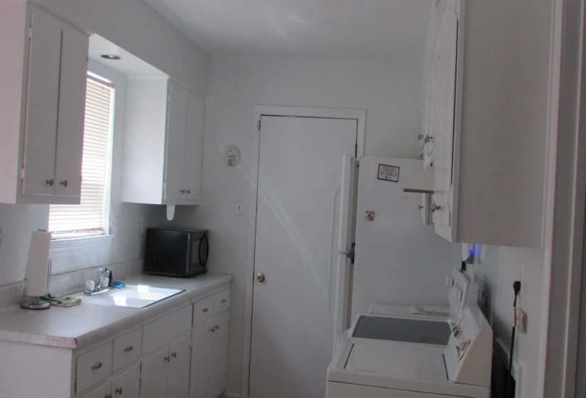 4833 APPLEVILLE ST, Memphis, Tennessee 38109, 3 Bedroom Bedrooms, 5 Room Rooms,1 BathroomBathrooms,Residential,For Sale,APPLEVILLE,0,10229412