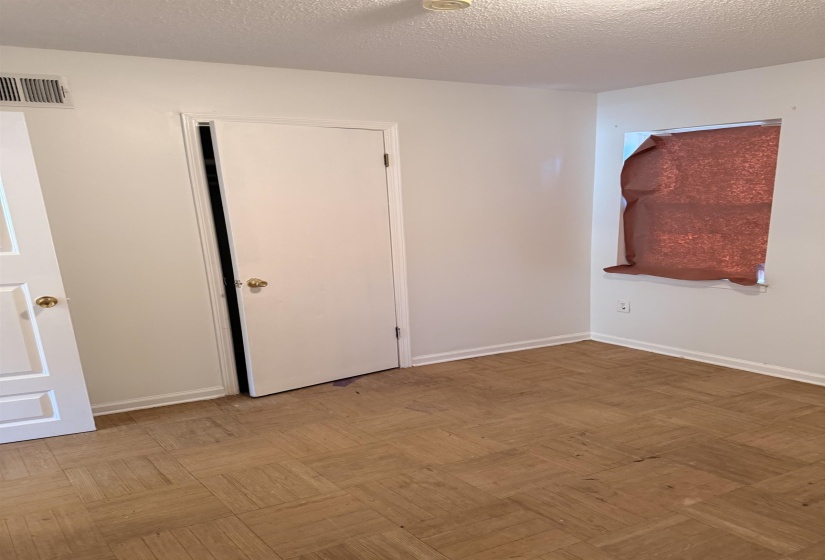 4833 APPLEVILLE ST, Memphis, Tennessee 38109, 3 Bedroom Bedrooms, 5 Room Rooms,1 BathroomBathrooms,Residential,For Sale,APPLEVILLE,0,10229412