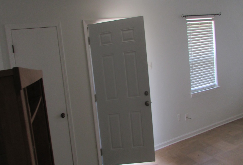 4833 APPLEVILLE ST, Memphis, Tennessee 38109, 3 Bedroom Bedrooms, 5 Room Rooms,1 BathroomBathrooms,Residential,For Sale,APPLEVILLE,0,10229412