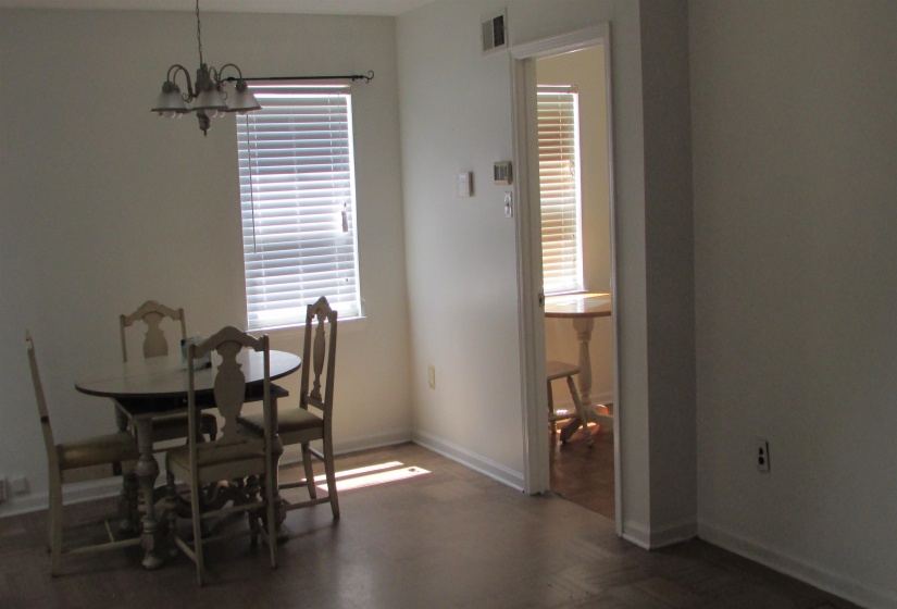 4833 APPLEVILLE ST, Memphis, Tennessee 38109, 3 Bedroom Bedrooms, 5 Room Rooms,1 BathroomBathrooms,Residential,For Sale,APPLEVILLE,0,10229412