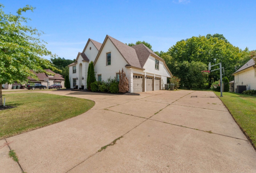 4928 VALLEY BIRCH DR, Bartlett, Tennessee 38002, 5 Bedroom Bedrooms, 13 Room Rooms,4.1 BathroomBathrooms,Residential,For Sale,VALLEY BIRCH,0,10229413