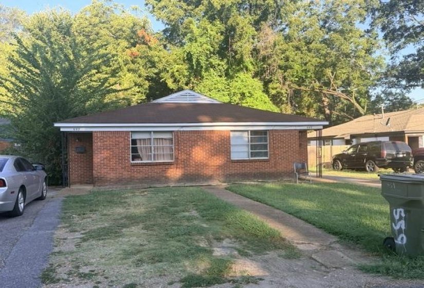 557 BERCLAIR RD, Memphis, Tennessee 38122, 2 Bedroom Bedrooms, 0 ,1 BathroomBathrooms,Duplexes,For Sale,BERCLAIR,0,10229417