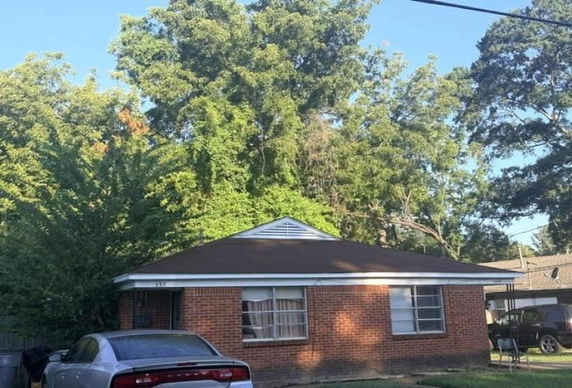 557 BERCLAIR RD, Memphis, Tennessee 38122, 2 Bedroom Bedrooms, 0 ,1 BathroomBathrooms,Duplexes,For Sale,BERCLAIR,0,10229417