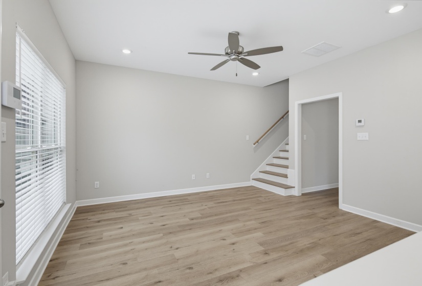 649 PATTERSON ST, Memphis, Tennessee 38111, 3 Bedroom Bedrooms, 5 Room Rooms,3 BathroomBathrooms,Rental Properties,For Sale,PATTERSON,0,10229444