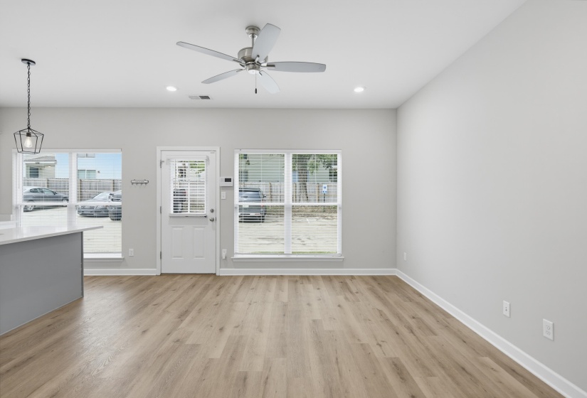 649 PATTERSON ST, Memphis, Tennessee 38111, 3 Bedroom Bedrooms, 5 Room Rooms,3 BathroomBathrooms,Rental Properties,For Sale,PATTERSON,0,10229444