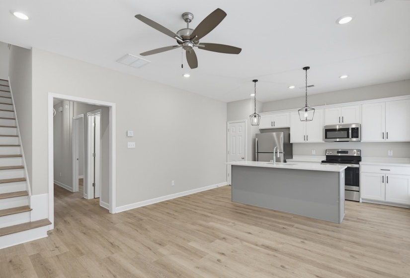 649 PATTERSON ST, Memphis, Tennessee 38111, 3 Bedroom Bedrooms, 5 Room Rooms,3 BathroomBathrooms,Rental Properties,For Sale,PATTERSON,0,10229444