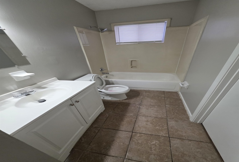 3304 SWEET SPRINGS DR, Memphis, Tennessee 38128, 3 Bedroom Bedrooms, 5 Room Rooms,1 BathroomBathrooms,Residential,For Sale,SWEET SPRINGS,0,10214044