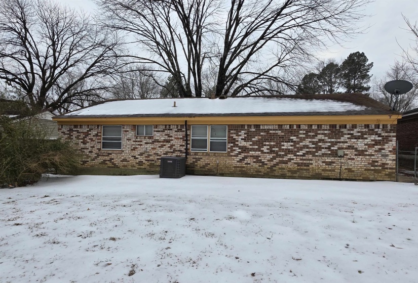 3304 SWEET SPRINGS DR, Memphis, Tennessee 38128, 3 Bedroom Bedrooms, 5 Room Rooms,1 BathroomBathrooms,Residential,For Sale,SWEET SPRINGS,0,10214044