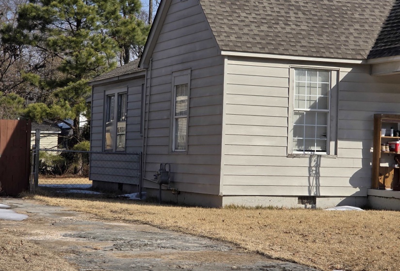 3246 CHISCA AVE, Memphis, Tennessee 38111, 3 Bedroom Bedrooms, 6 Room Rooms,1 BathroomBathrooms,Residential,For Sale,CHISCA,0,10214046