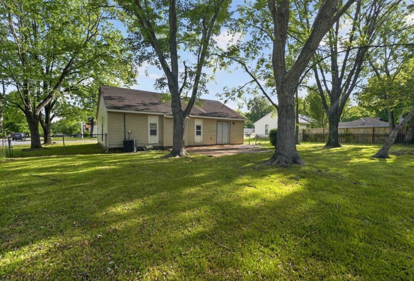 3843 ALEX CV, Memphis, Tennessee 38128, 3 Bedroom Bedrooms, 3 Room Rooms,2 BathroomBathrooms,Residential,For Sale,ALEX,0,10221033