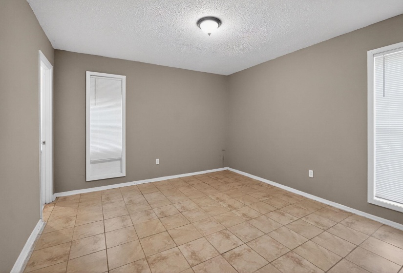 3843 ALEX CV, Memphis, Tennessee 38128, 3 Bedroom Bedrooms, 3 Room Rooms,2 BathroomBathrooms,Residential,For Sale,ALEX,0,10221033