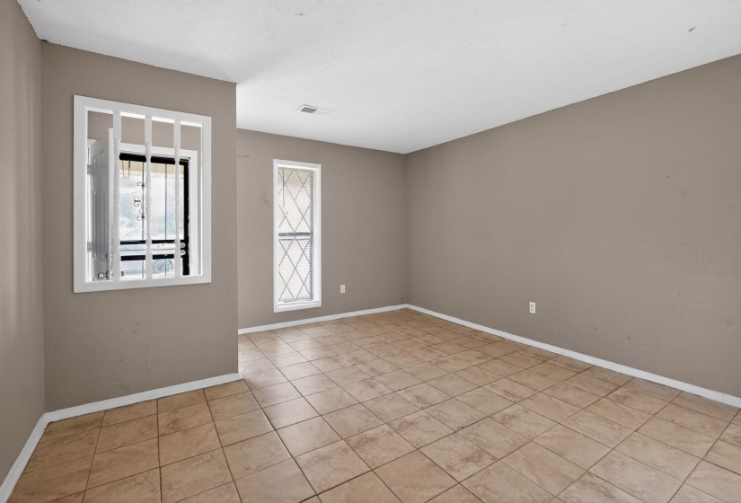 3843 ALEX CV, Memphis, Tennessee 38128, 3 Bedroom Bedrooms, 3 Room Rooms,2 BathroomBathrooms,Residential,For Sale,ALEX,0,10221033