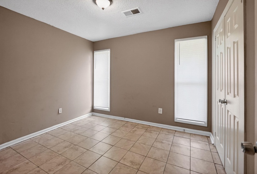 3843 ALEX CV, Memphis, Tennessee 38128, 3 Bedroom Bedrooms, 3 Room Rooms,2 BathroomBathrooms,Residential,For Sale,ALEX,0,10221033