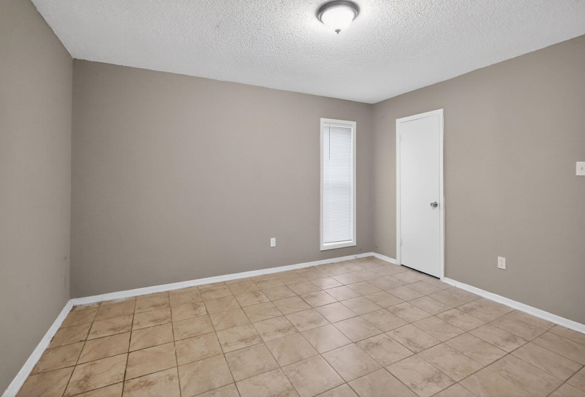 3843 ALEX CV, Memphis, Tennessee 38128, 3 Bedroom Bedrooms, 3 Room Rooms,2 BathroomBathrooms,Residential,For Sale,ALEX,0,10221033