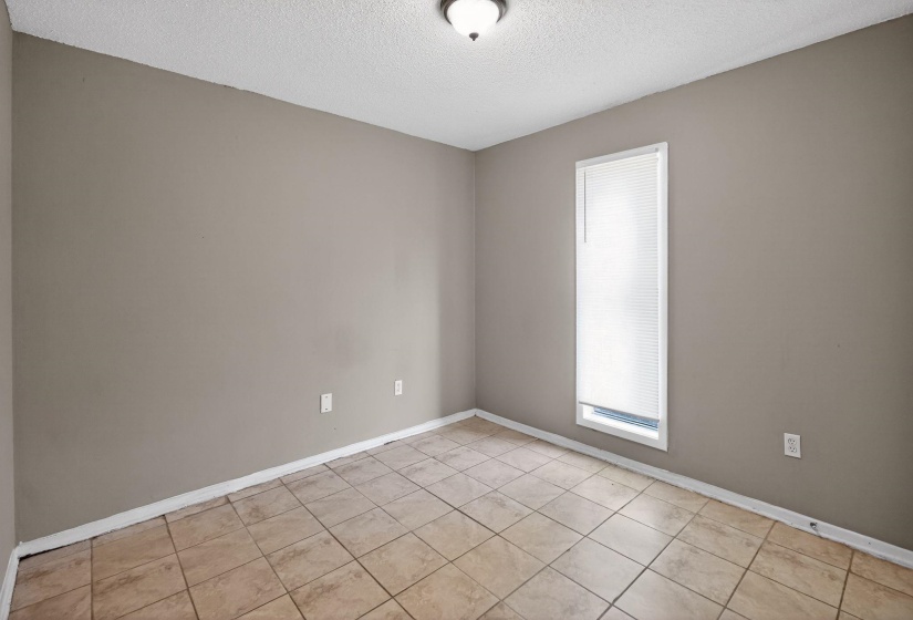 3843 ALEX CV, Memphis, Tennessee 38128, 3 Bedroom Bedrooms, 3 Room Rooms,2 BathroomBathrooms,Residential,For Sale,ALEX,0,10221033