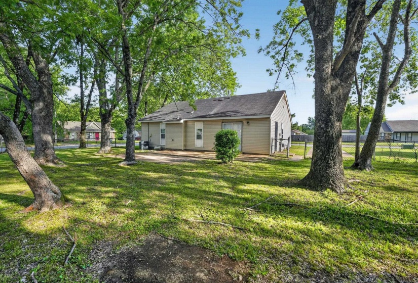 3843 ALEX CV, Memphis, Tennessee 38128, 3 Bedroom Bedrooms, 3 Room Rooms,2 BathroomBathrooms,Residential,For Sale,ALEX,0,10221033