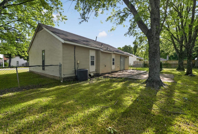 3843 ALEX CV, Memphis, Tennessee 38128, 3 Bedroom Bedrooms, 3 Room Rooms,2 BathroomBathrooms,Residential,For Sale,ALEX,0,10221033