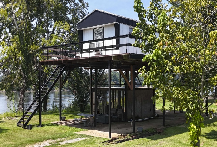1295 ARNOLD LN, Savannah, Tennessee 38372, 2 Bedroom Bedrooms, 6 Room Rooms,1 BathroomBathrooms,Residential,For Sale,ARNOLD,0,10229415