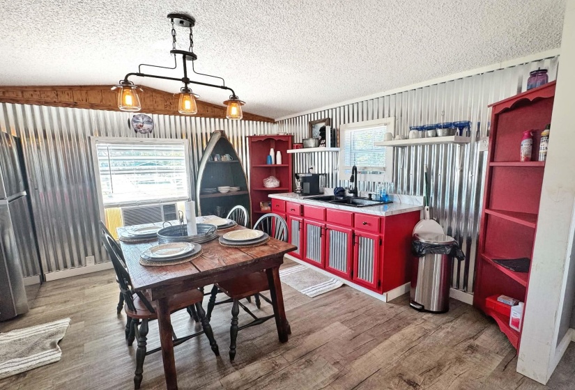 1295 ARNOLD LN, Savannah, Tennessee 38372, 2 Bedroom Bedrooms, 6 Room Rooms,1 BathroomBathrooms,Residential,For Sale,ARNOLD,0,10229415
