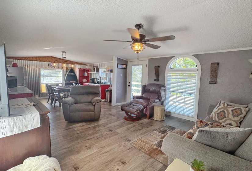 1295 ARNOLD LN, Savannah, Tennessee 38372, 2 Bedroom Bedrooms, 6 Room Rooms,1 BathroomBathrooms,Residential,For Sale,ARNOLD,0,10229415