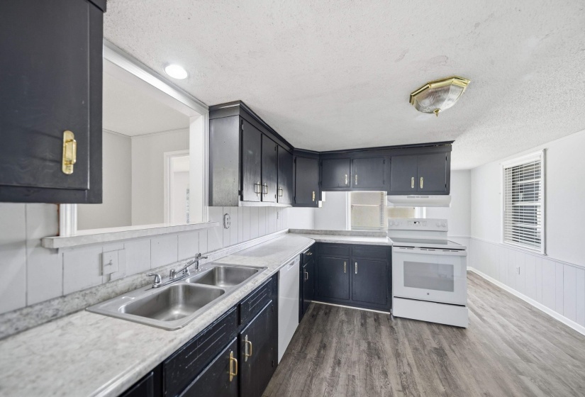5073 WHITWORTH RD, Memphis, Tennessee 38116, 3 Bedroom Bedrooms, 7 Room Rooms,2 BathroomBathrooms,Residential,For Sale,WHITWORTH,0,10229416